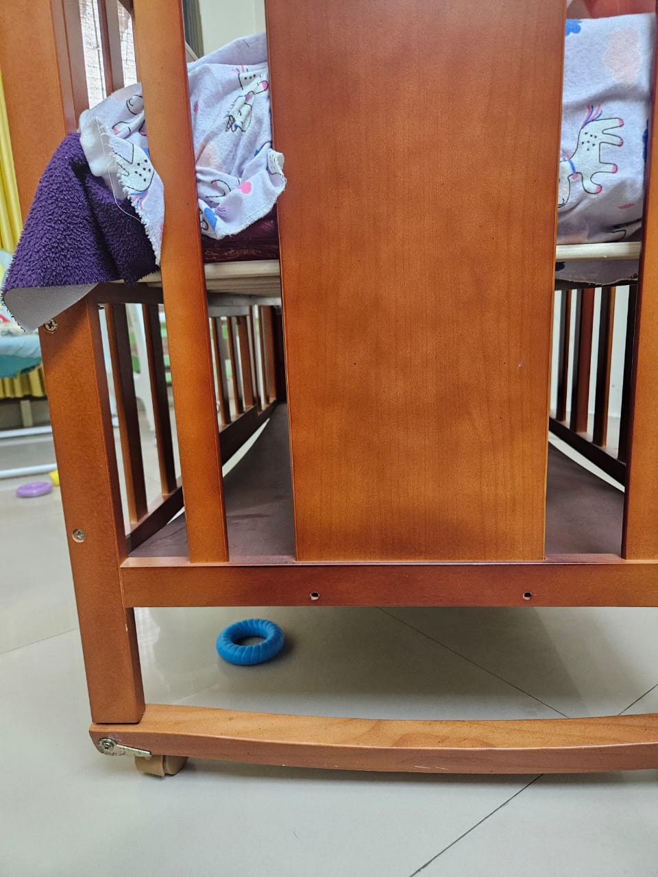 Babyhug Florence 3-in-1 Rocking Cot