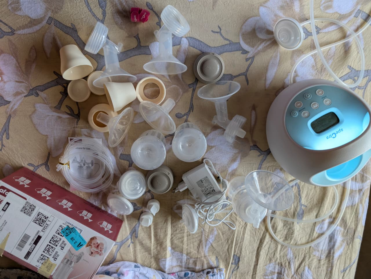 Spectra S1 Breast Pump With Additional Accessories