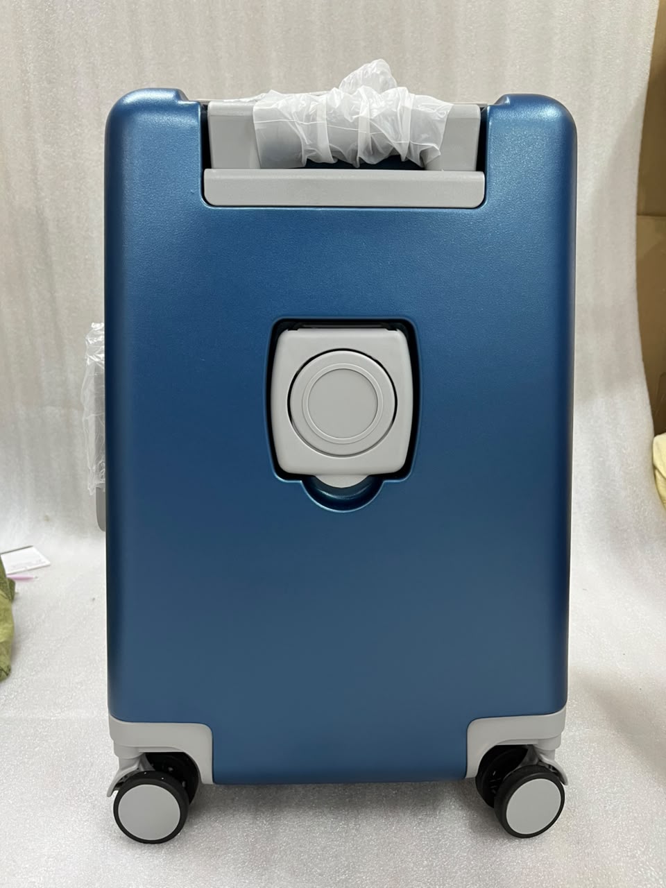 Butt Baby Sit n Go Baby Suitcase ( Refurbished ) - Limited Stock