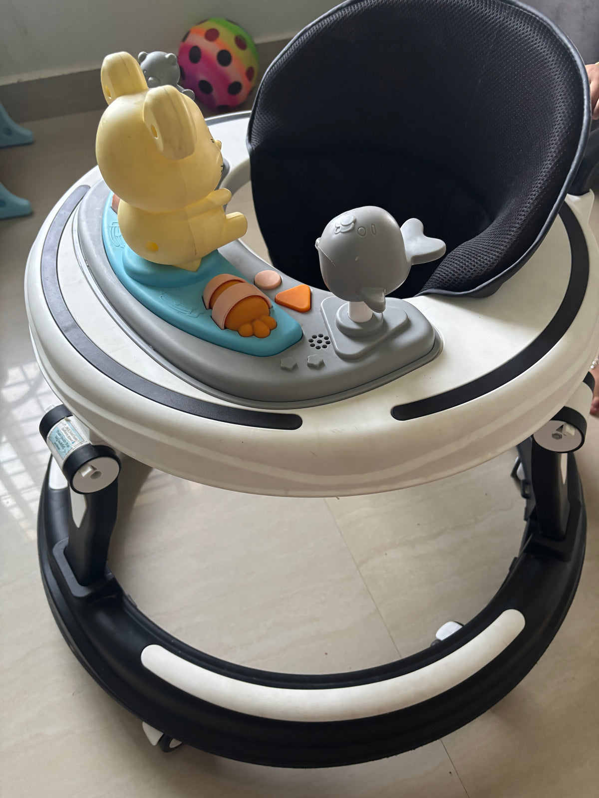 Star and Daisy adjustable baby walker Baby Walker