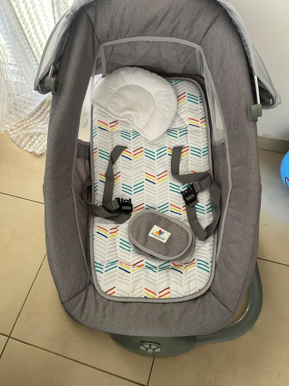 Mastela 3-in-1 bassinet swing