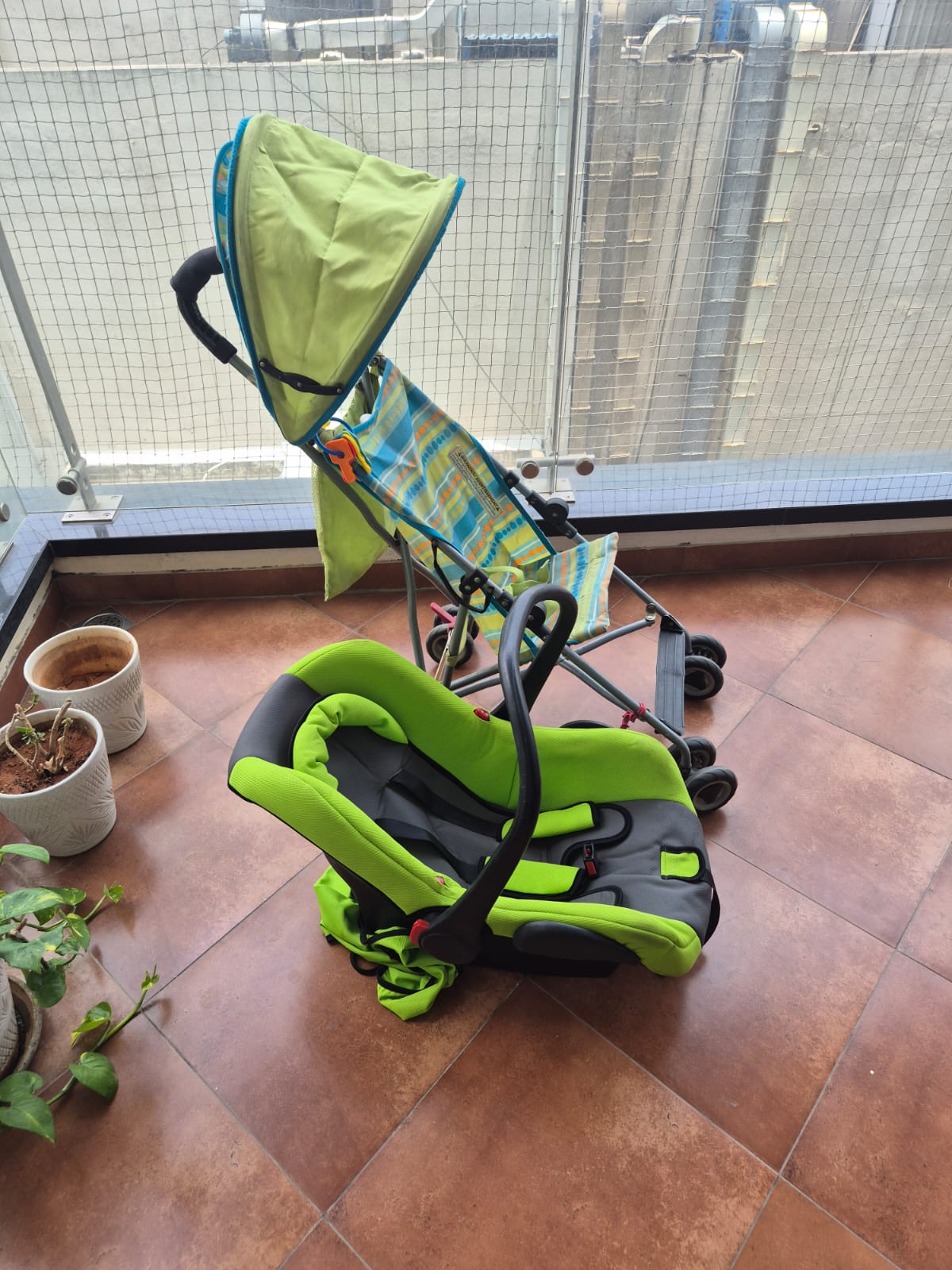 Stroller and Car Seat / Carry Cot Combo