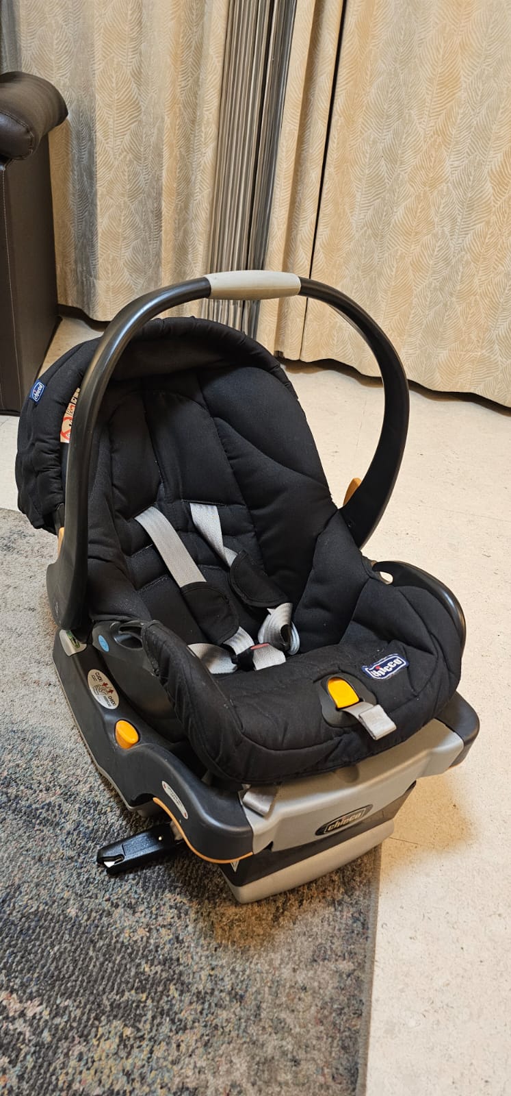 Chicco Keyfit Infant Car Seat
