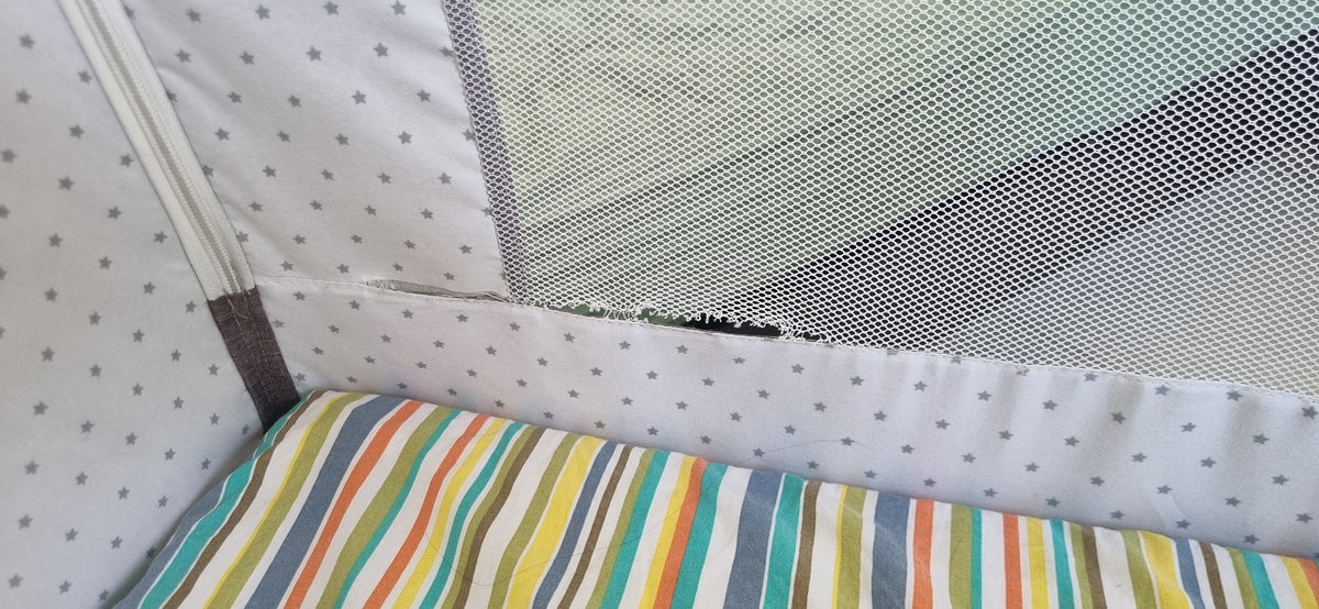 Star and Daisy Cradle with Wakefit Baby Mattress