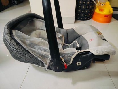 Mee Mee 2 in 1 - Car Seat and Carry Cot