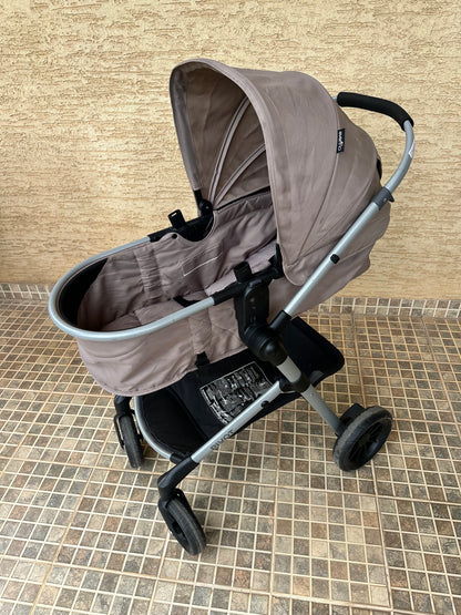 Evolve Pivot Stroller