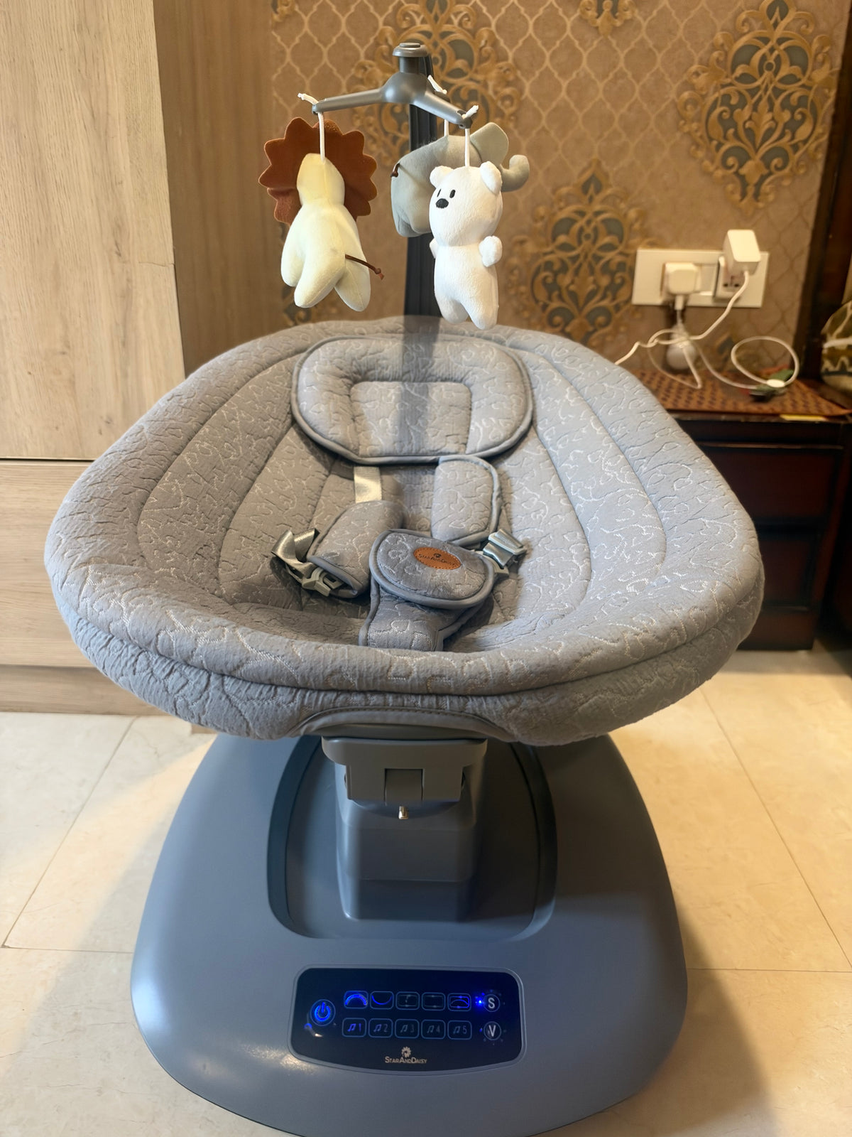 Staranddaisy Soft Swing Baby Rocker