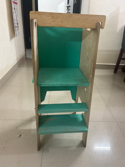 Curious Cub Montessori Learning Tower