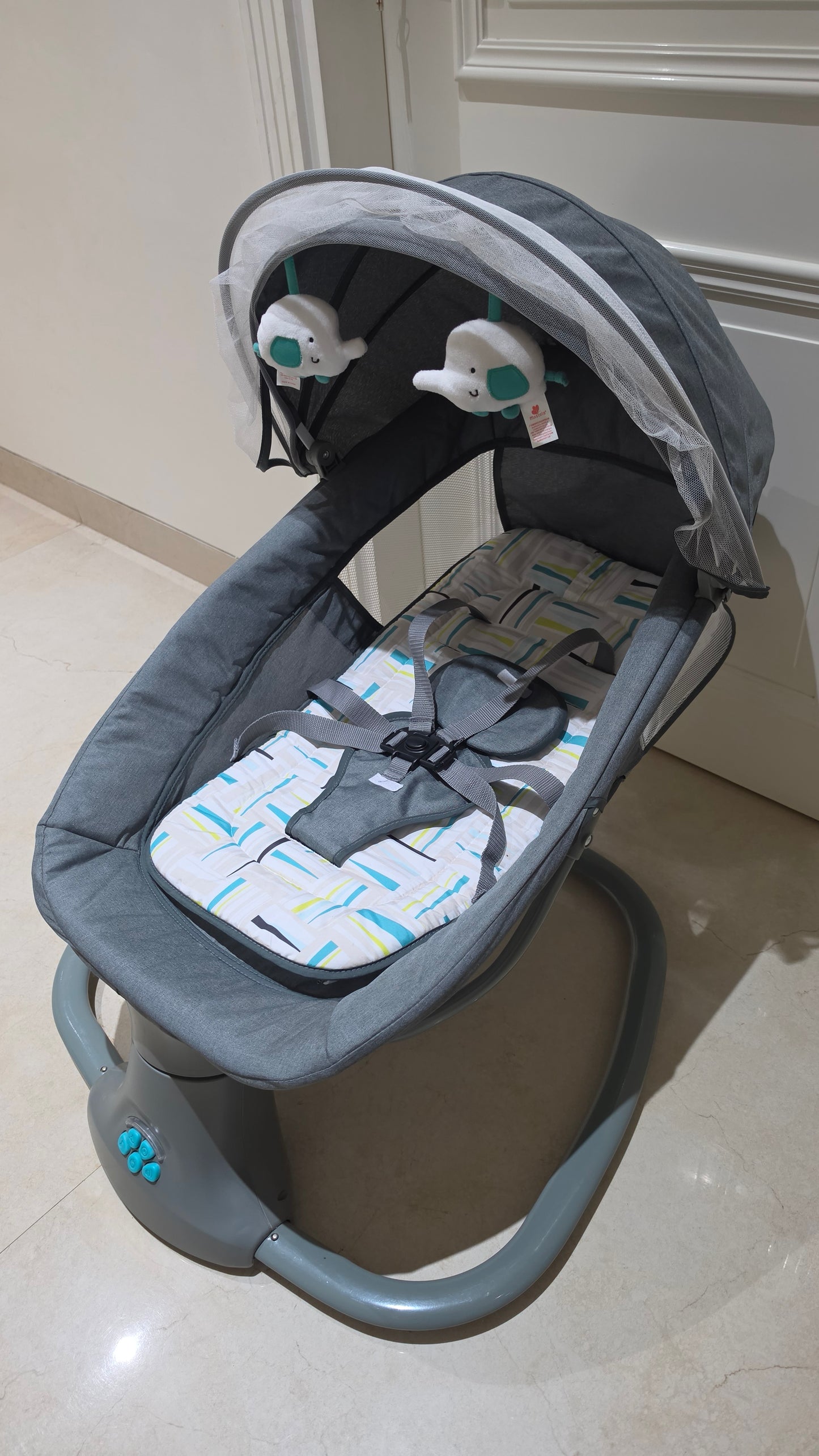 Automatic Swing Rocker (Mastela 3-in-1 Deluxe Multi-Functional Bassinet)
