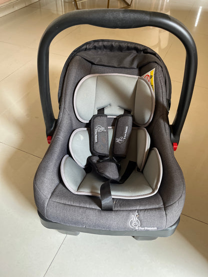 R for Rabbit Picaboo Grand 4in1 with Base Carry Cot