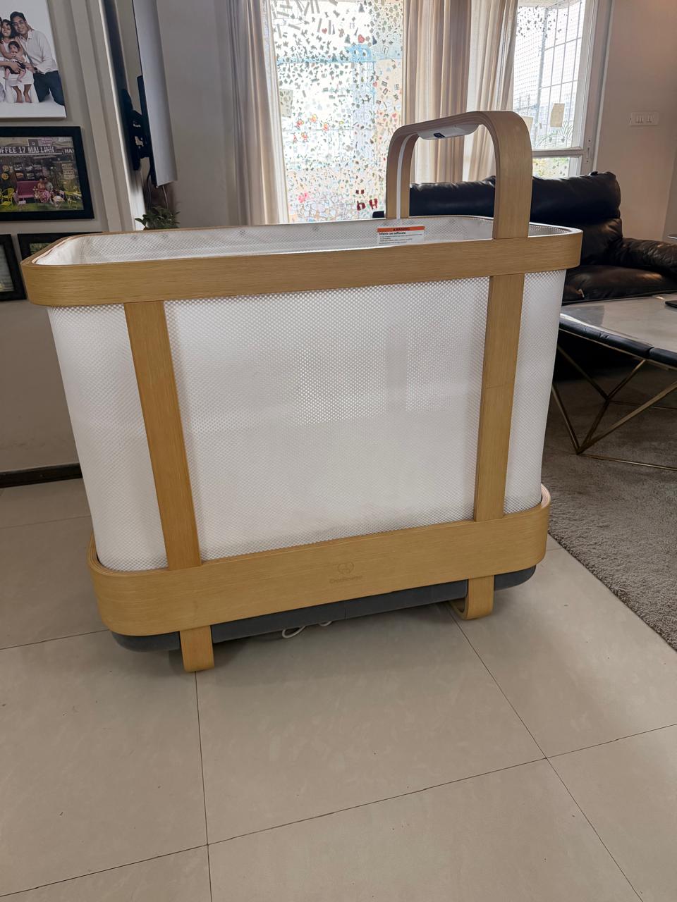 Cradlewise Smart Crib & Bassinet