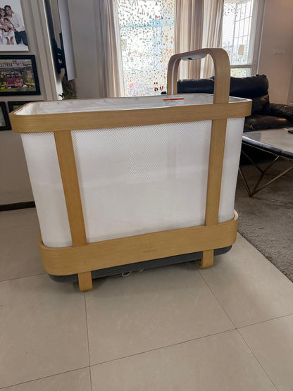 Cradlewise Smart Crib & Bassinet