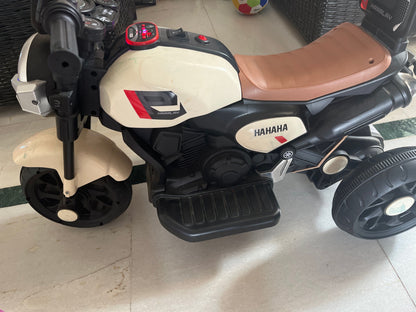 Playland Kids' Ride-on Battery Bike