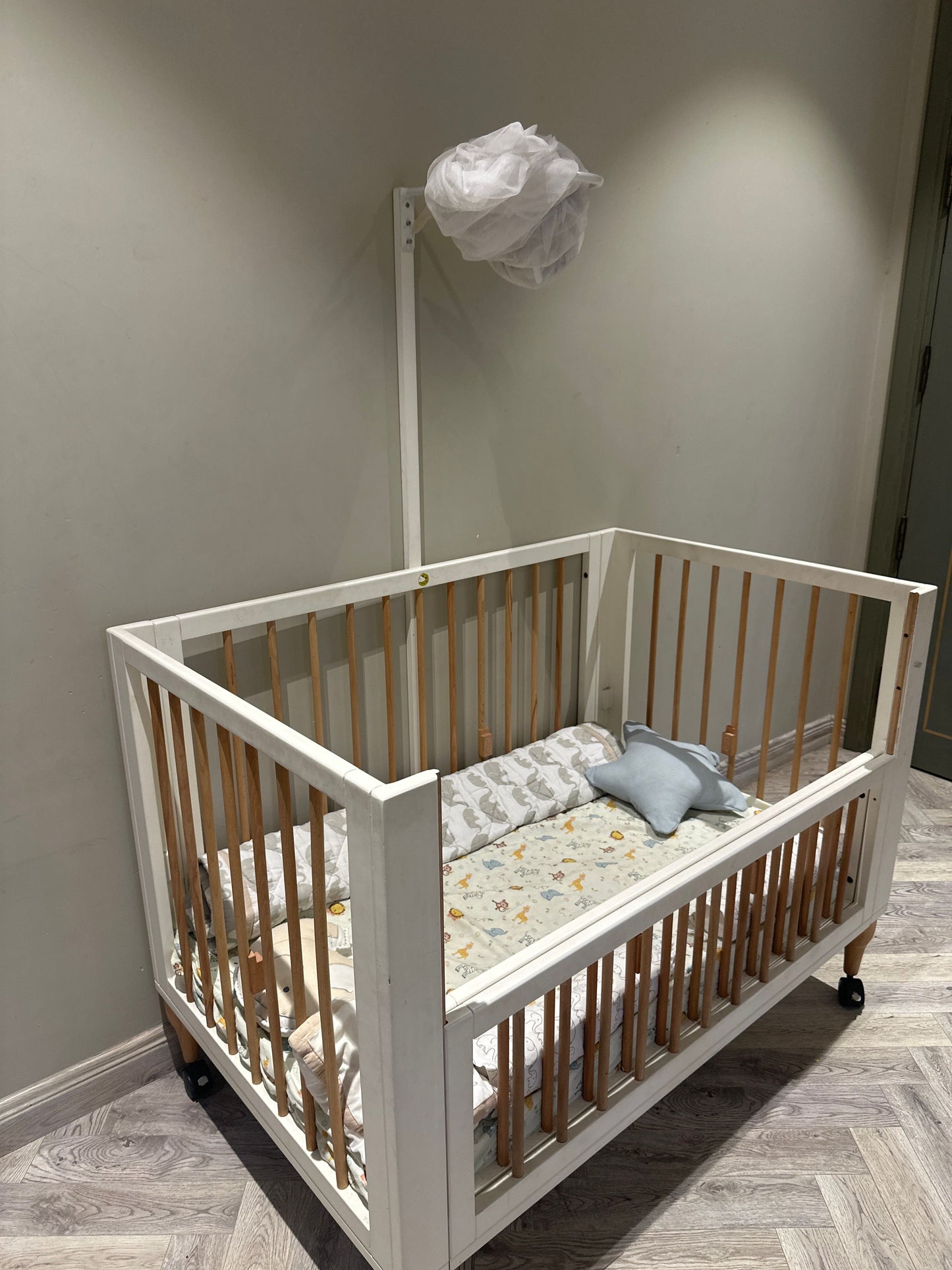 Cradle and Maa Baby Cot