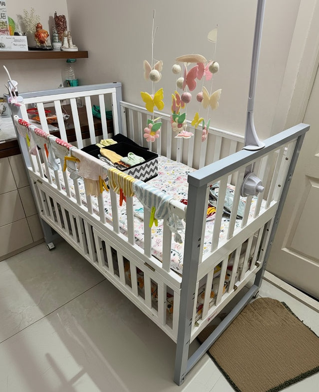 Huny Huny  Pinewood Multifunctional Baby Bed Crib Rocking Cot