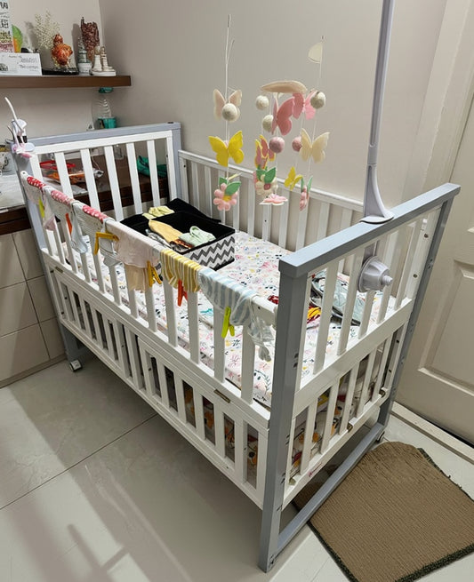 Huny Huny  Pinewood Multifunctional Baby Bed Crib Rocking Cot