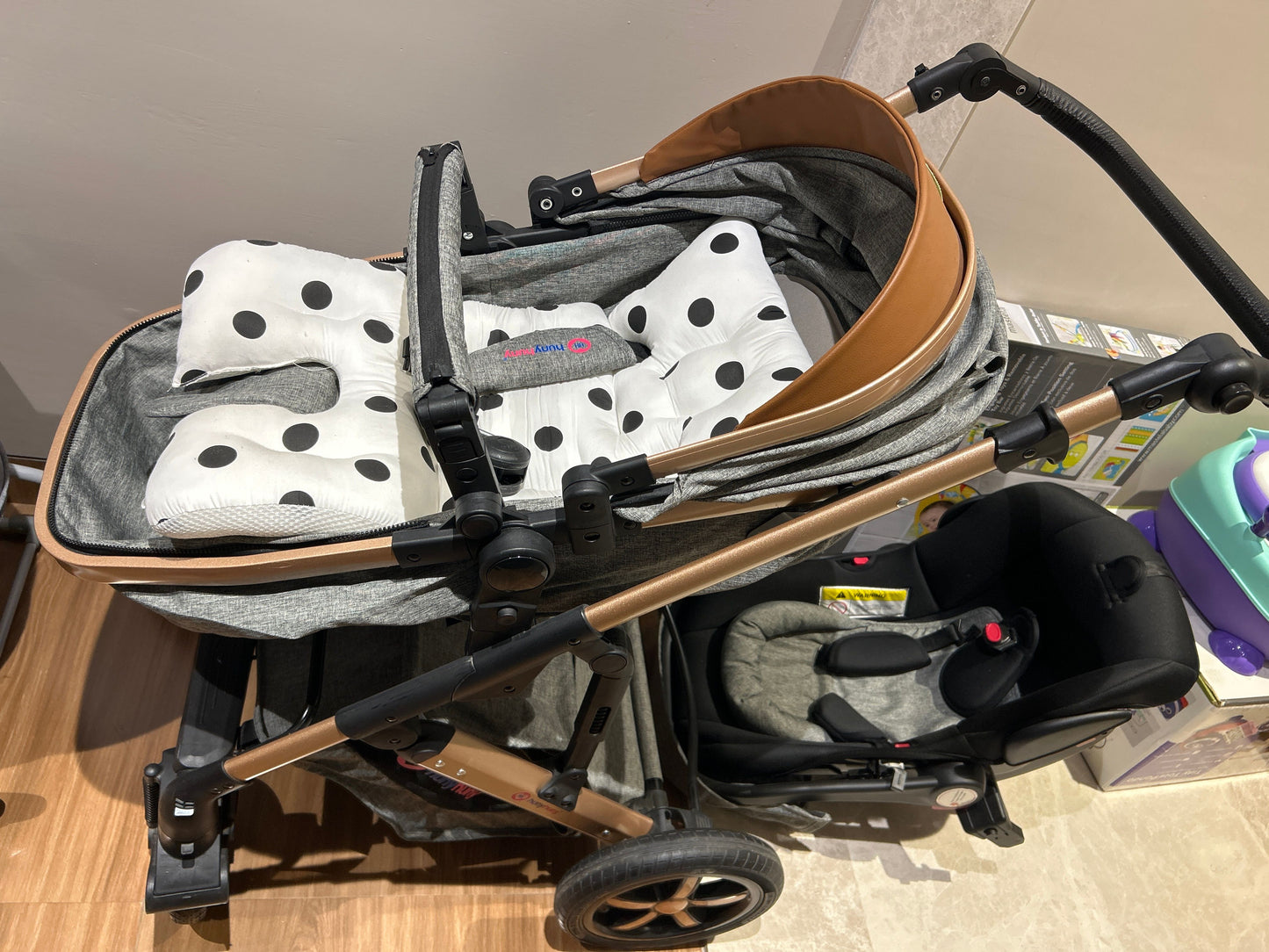 Huny Huny 4-In-1 -Z Fold- Stroller Pram Travel System with Car Seat