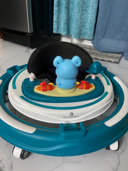 StarAndDaisy Baby walker