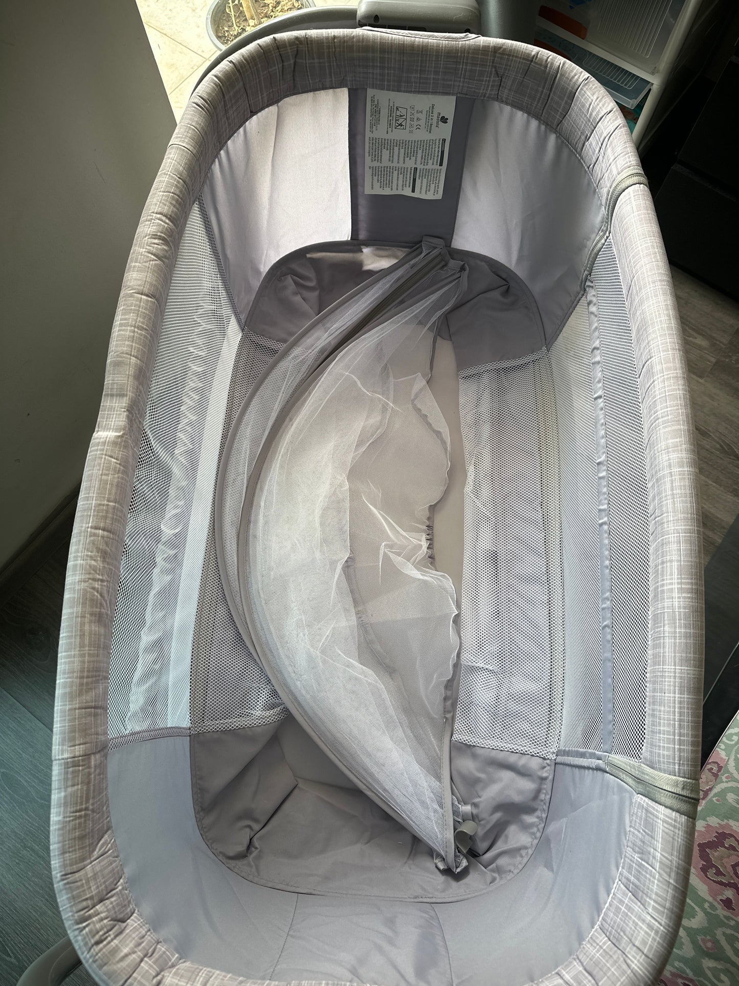 StarAndDaisy x Mastela Deluxe 3-in-1 Baby Bassinet