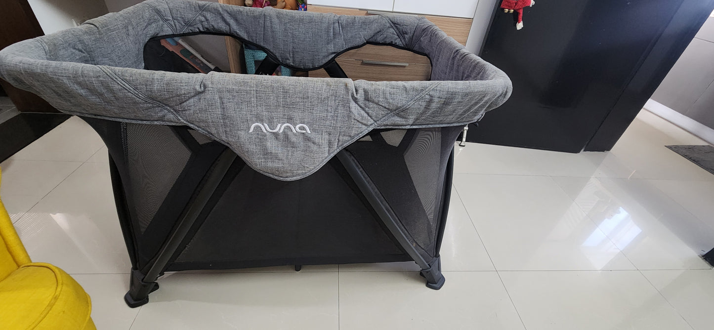 Nuna SENA Aire Travel Cot & Playard