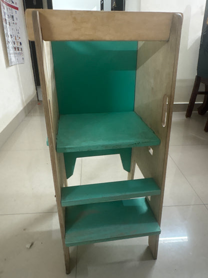 Curious Cub Montessori Learning Tower
