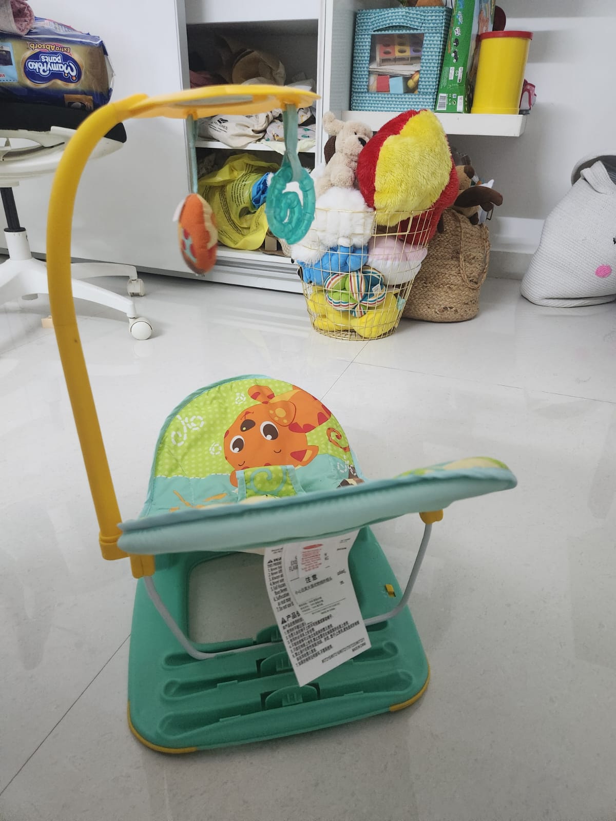 Mastela Fold Up Infant Seat