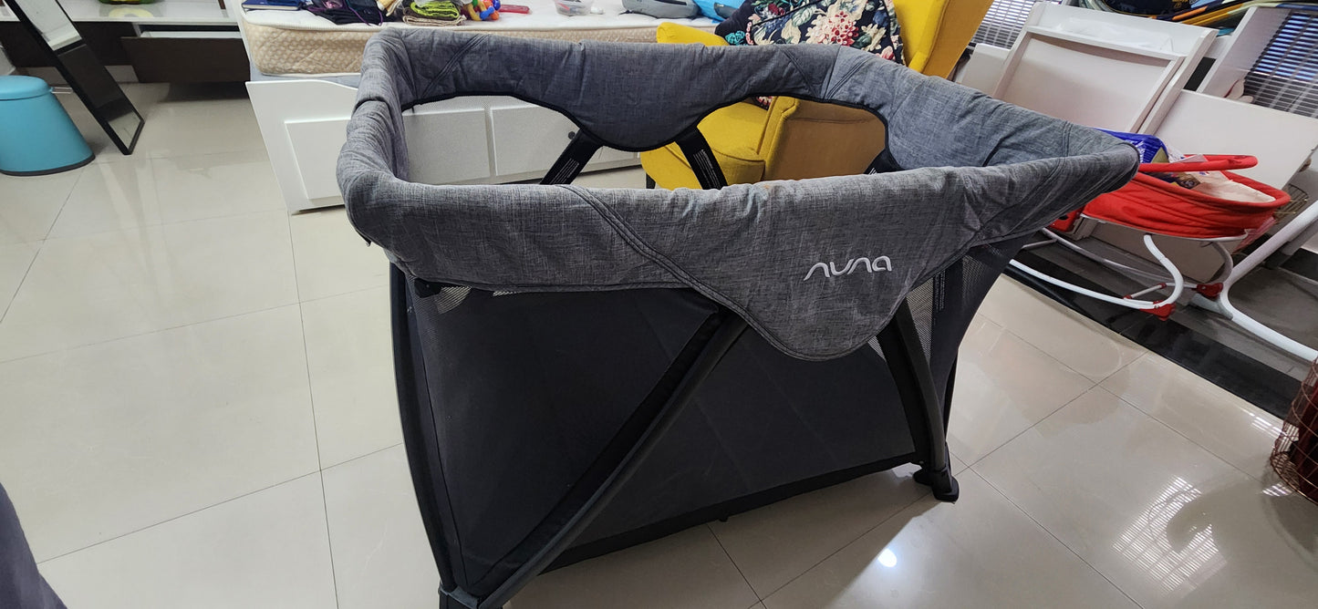 Nuna SENA Aire Travel Cot & Playard