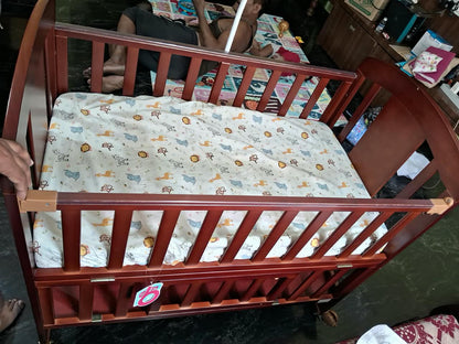 Babyhug Wooden Cot With Baby Mattress and Blanket
