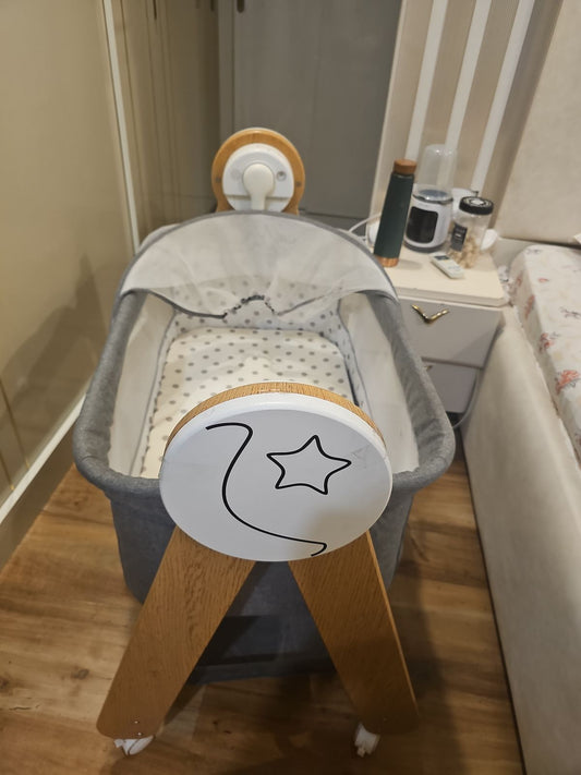 R for Rabbit Lullabies Woodsy Electric Cradle/bassinet
