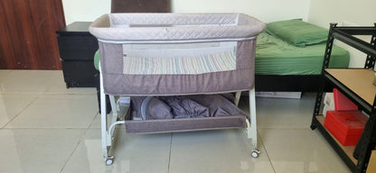 Star and Daisy Cradle with Wakefit Baby Mattress