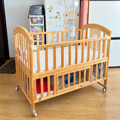 Hunyhuny Baby Cot