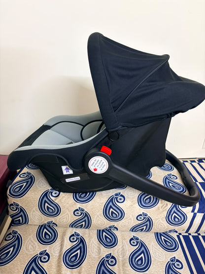 R for Rabbit Picabbo Car Seat Cum Carry Cot with Rocking Base