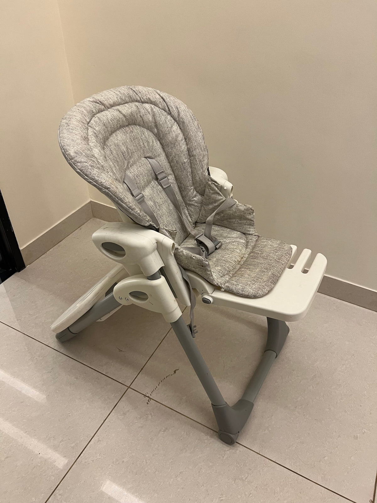 Joie Mimzy High Chair