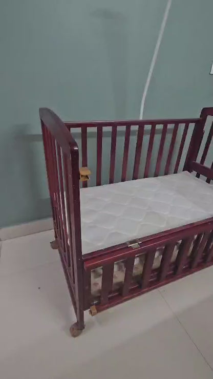 Babyhug C-50 Baby Cot With Mattress