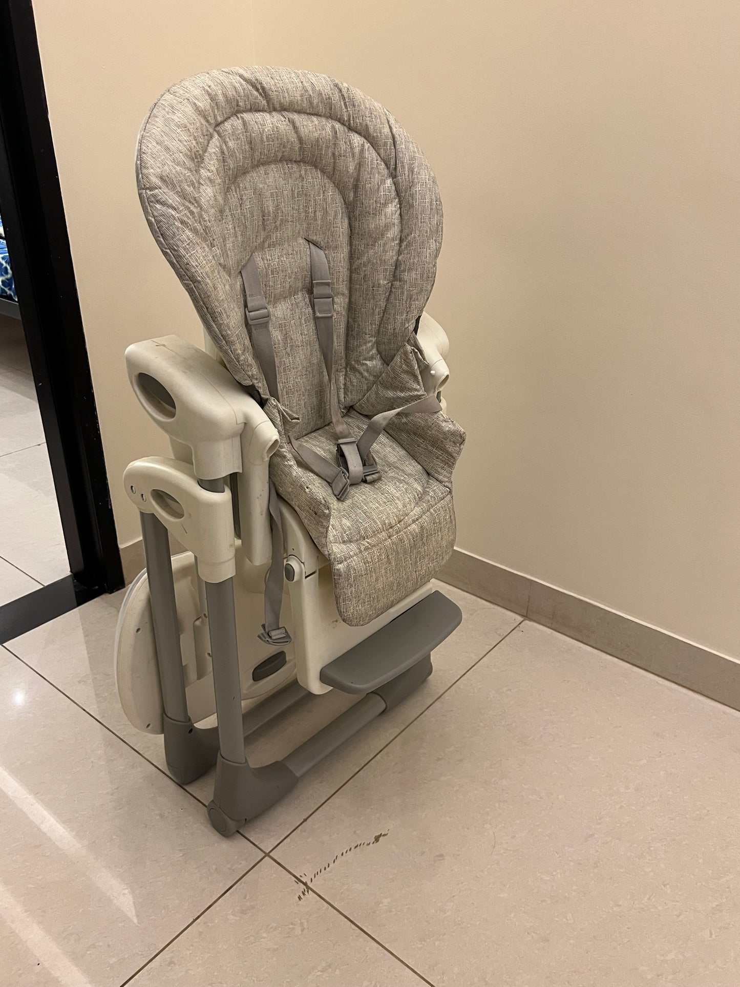 Joie Mimzy High Chair