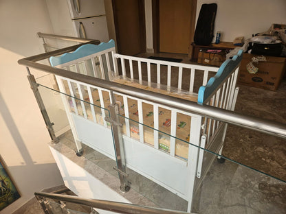 Mee Mee Baby Cot / Crib