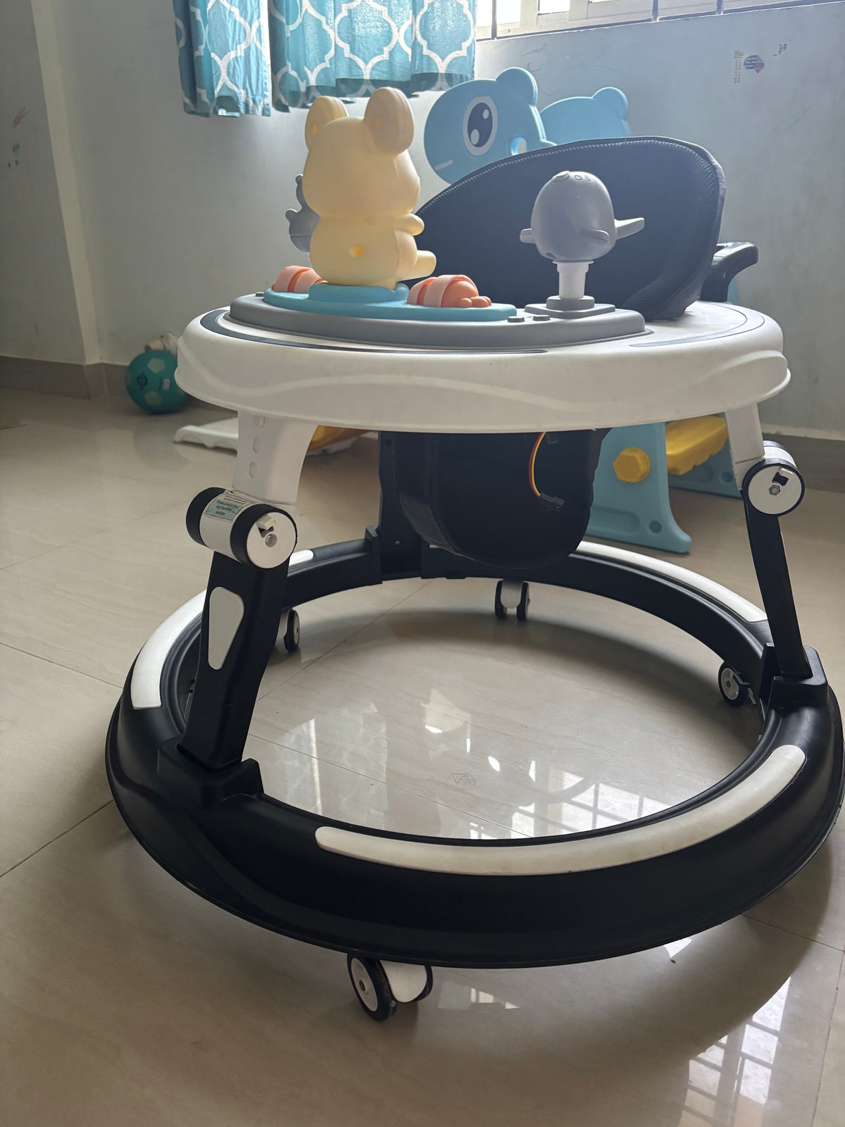 Star and Daisy adjustable baby walker Baby Walker