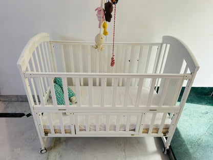 HunyHuny Baby Cot with Mattress and Mobile
