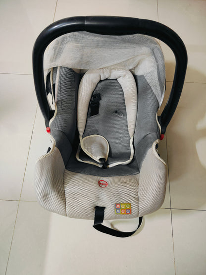 Mee Mee 2 in 1 - Car Seat and Carry Cot