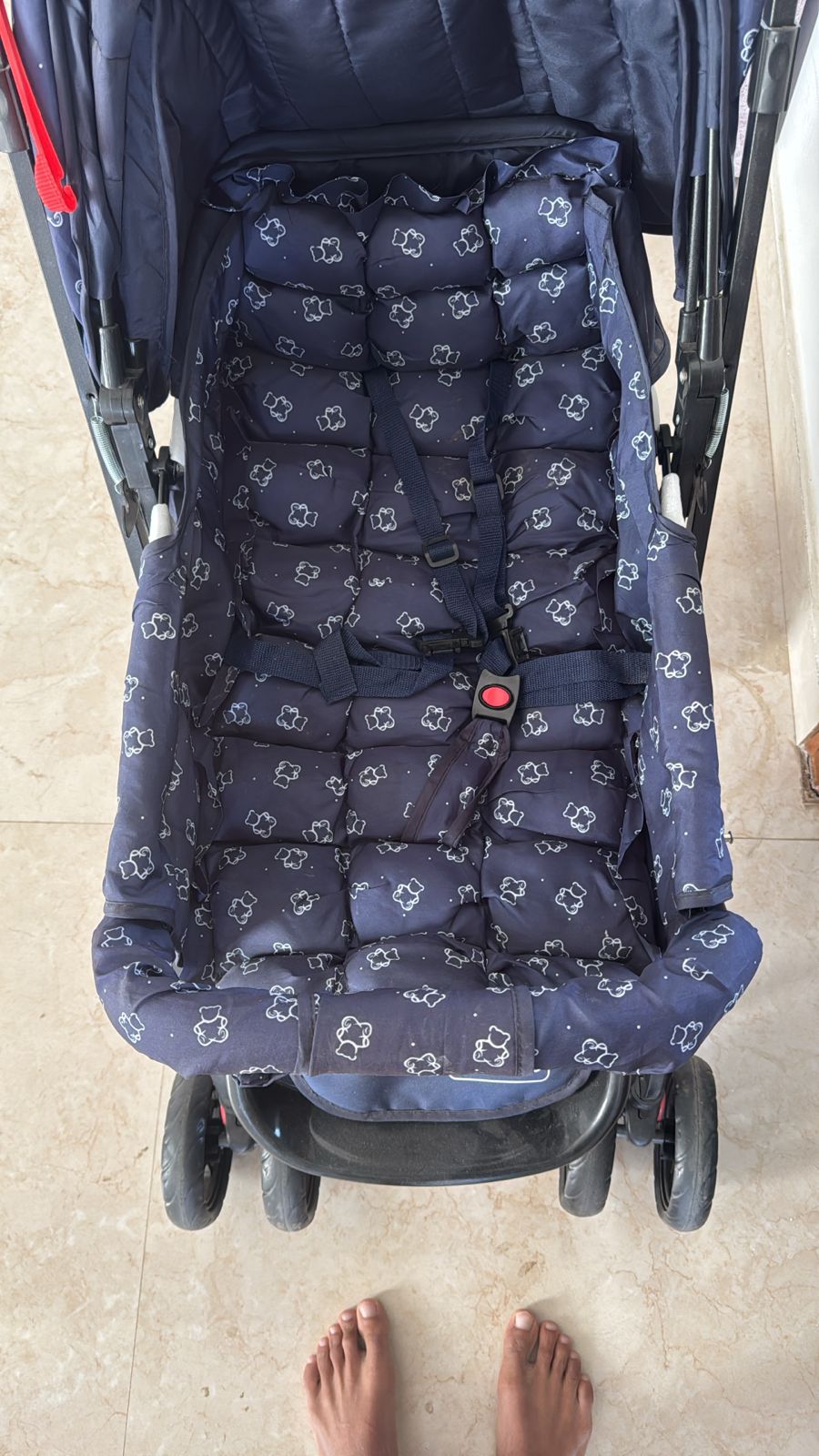 Babyhug Cocoon Stroller