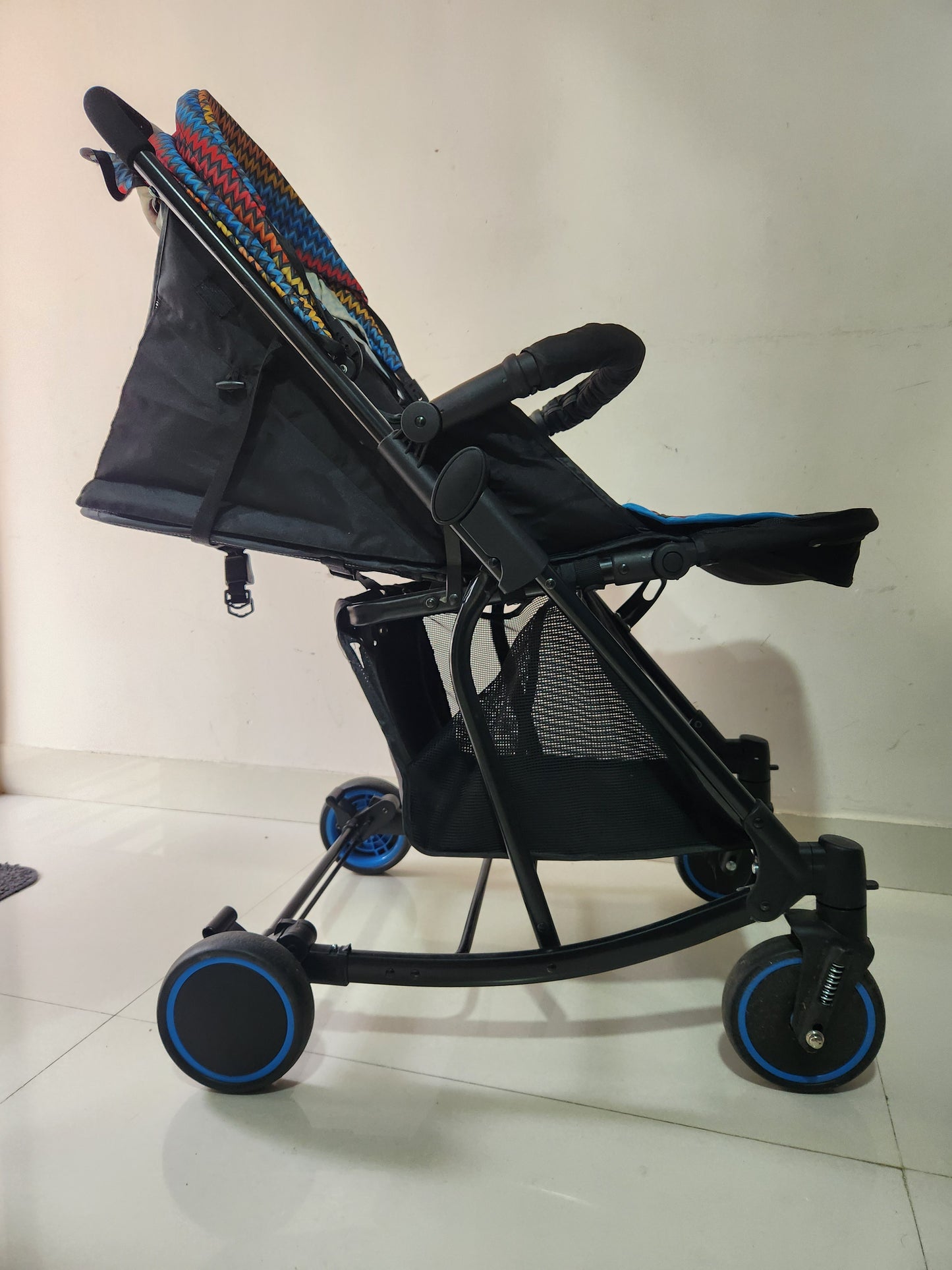 Babyhug Rock Star Stroller Cum Rocker in Blue,
