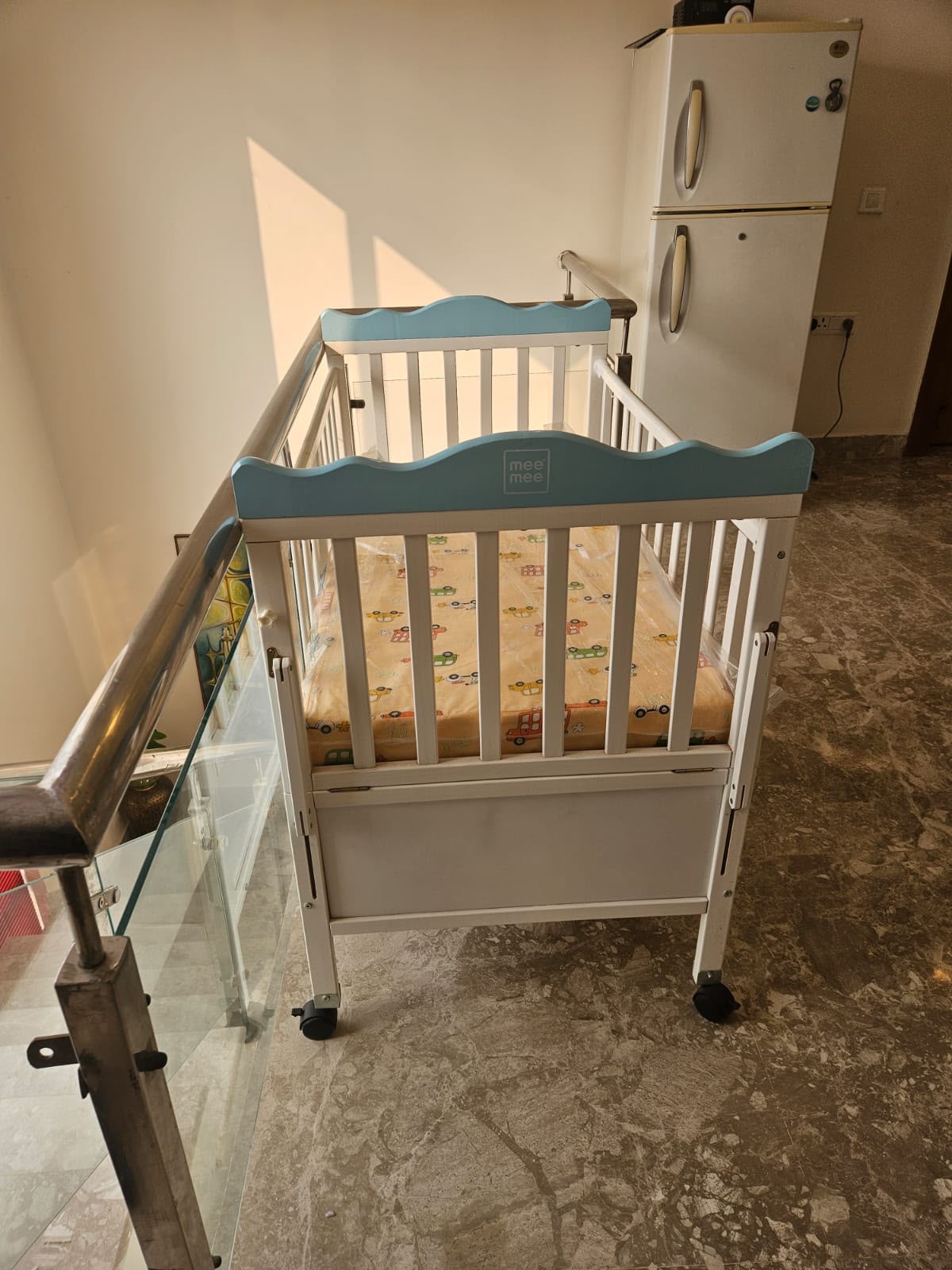 Mee Mee Baby Cot / Crib