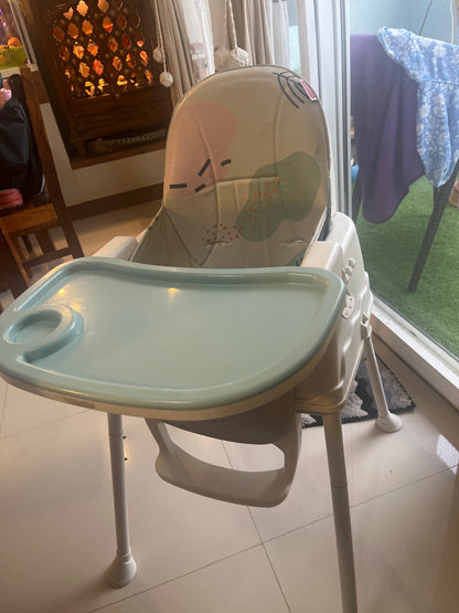 Babyhug 3 in 1 Comfy High Chair , Gently Used